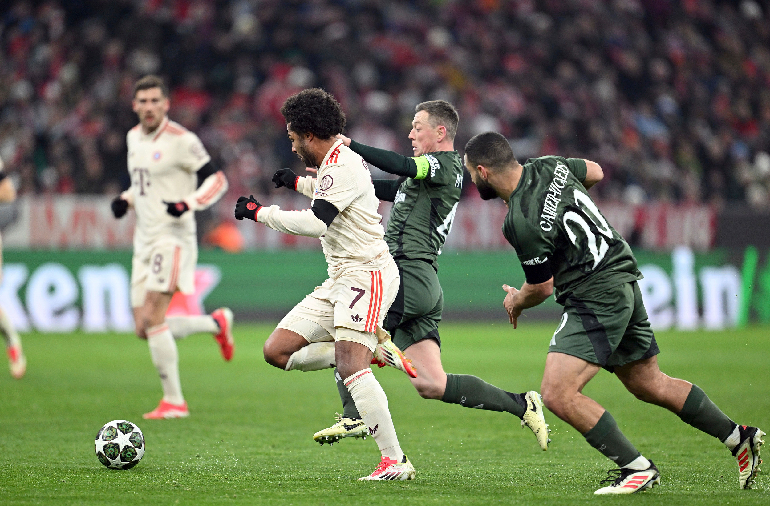 清晨埃因霍温备战欧联，外线爆发细节曝光，震撼外界，训练强度明显提升的简单介绍-尊龙娱乐