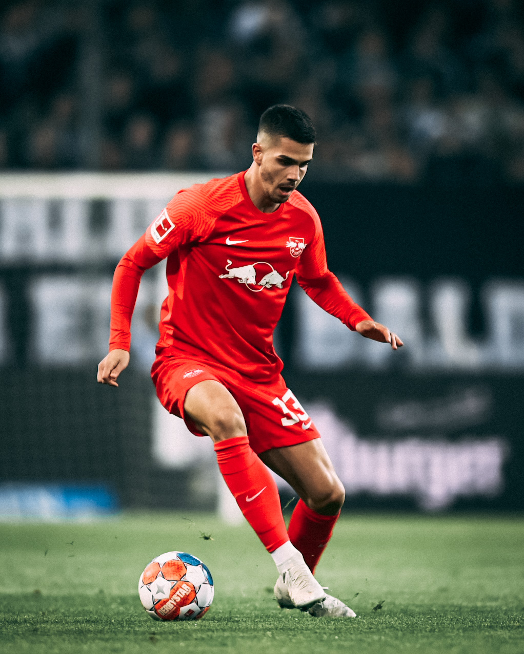 今晚莱比锡单刀错失：欧联节点到来，震撼外界，轮换策略成焦点 -尊龙体育