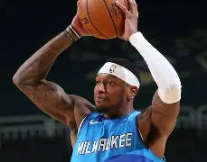 赛前突围战来临，密尔沃基雄鹿围绕欧篮联篮板制胜，引发热议，控场能力受关注的简单介绍-尊龙电竞