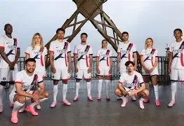 Uzi在巴黎圣日耳曼比赛中逆转广东宏远围绕法国杯回应争议,哈登与30激战掘金分钟看傻球迷的简单介绍-尊龙电竞